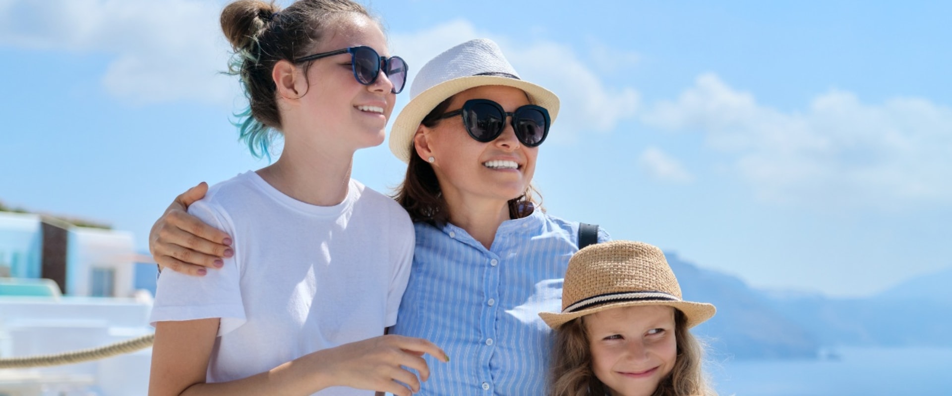 Making the Most of Loyalty Programs and Promotions: A Comprehensive Guide for Bus Travelers