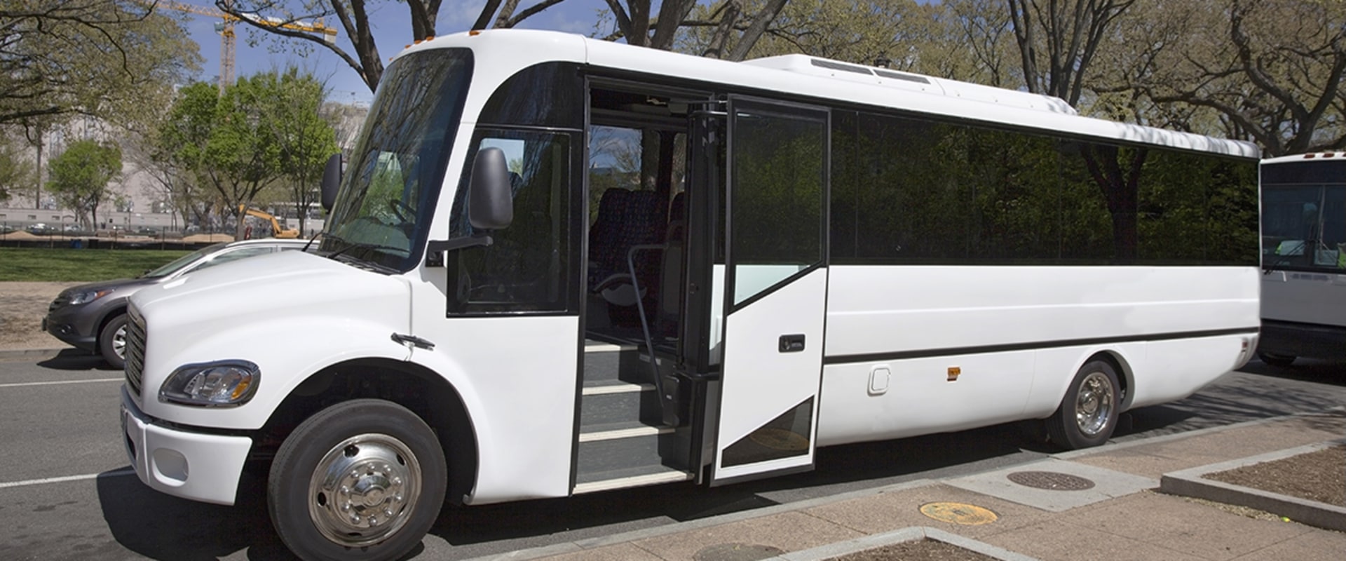 What to Look for in a Reputable Bus Company